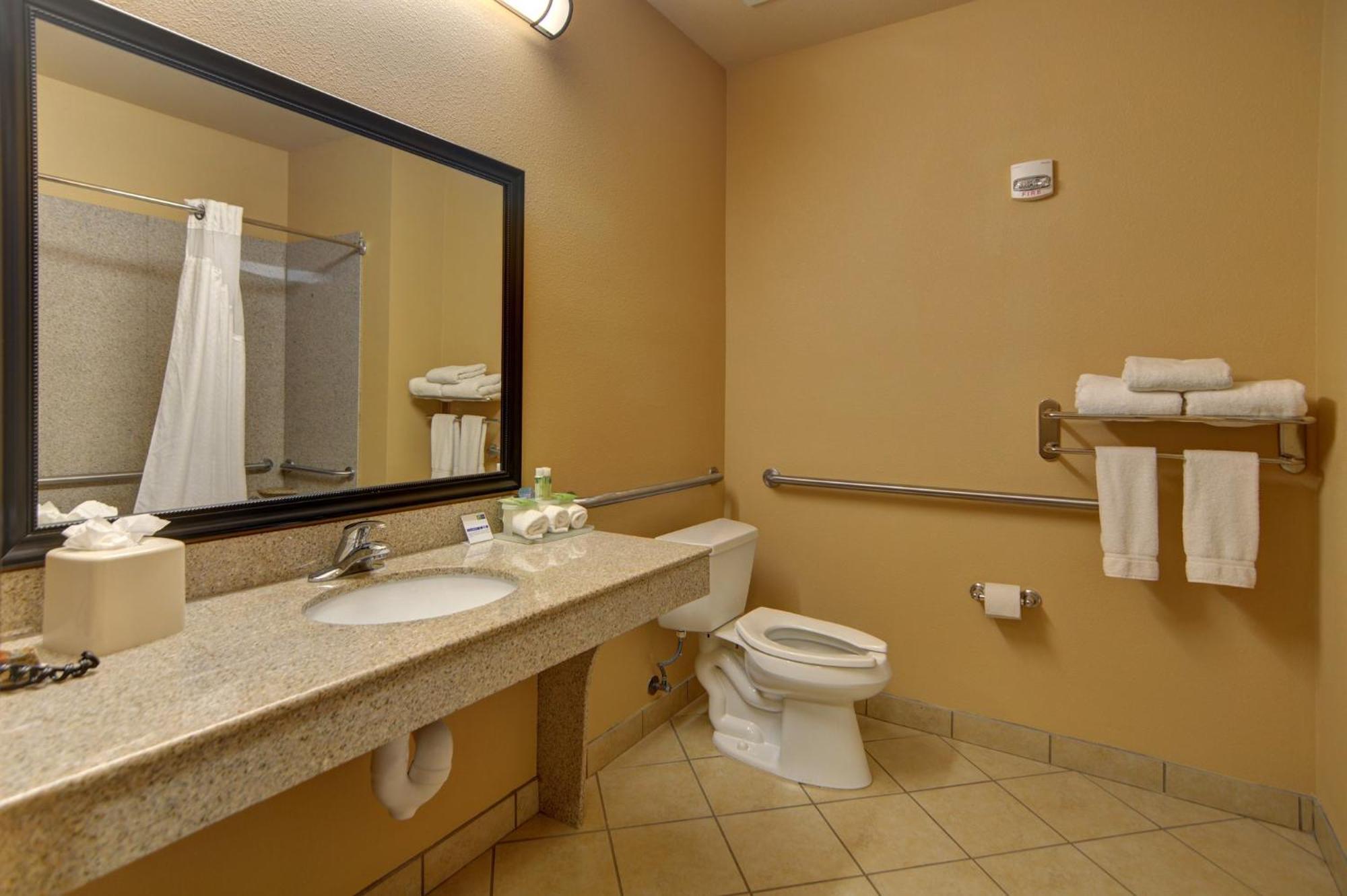 Holiday Inn Express Hotel And Suites Altus By Ihg Екстериор снимка